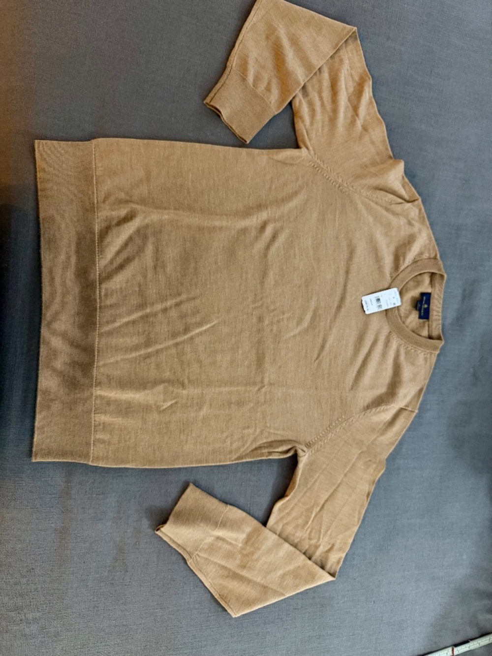 Brooks Brothers Men’s 100% Merino Wool Crewneck Sweater Medium Camel NWT